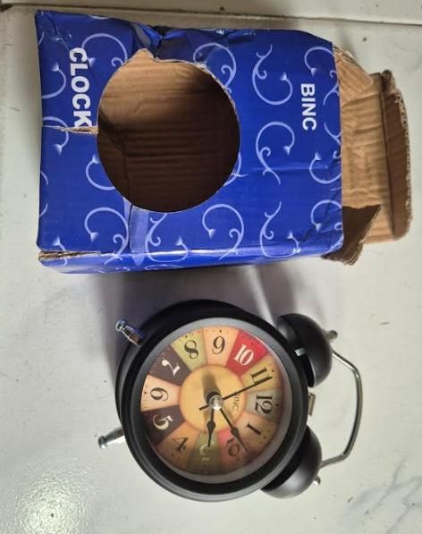 Metall-Wecker im europäischen Vintage-Stil, leiser Tisch-Schreibtischwecker