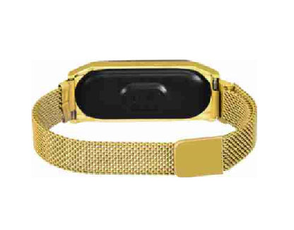 Reloj ovalado magnético dorado para mujer